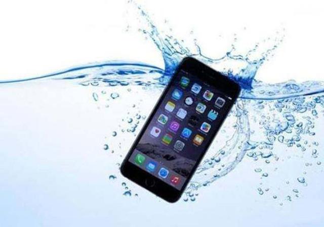 苹果手机掉水里怎么处理正确处理方法及止事项