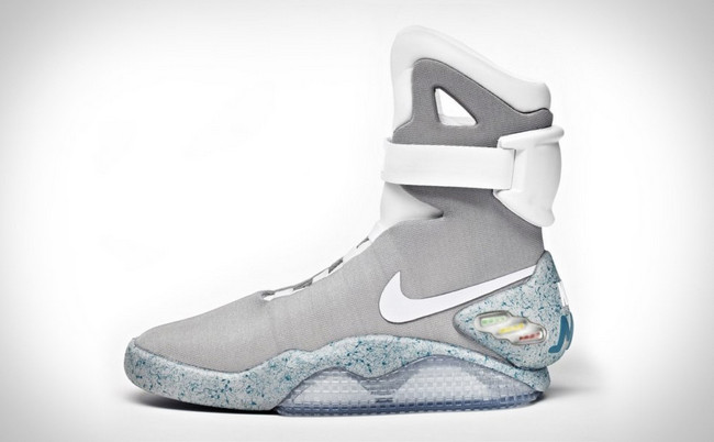 4,nike air mag (first run) – 90,000美元