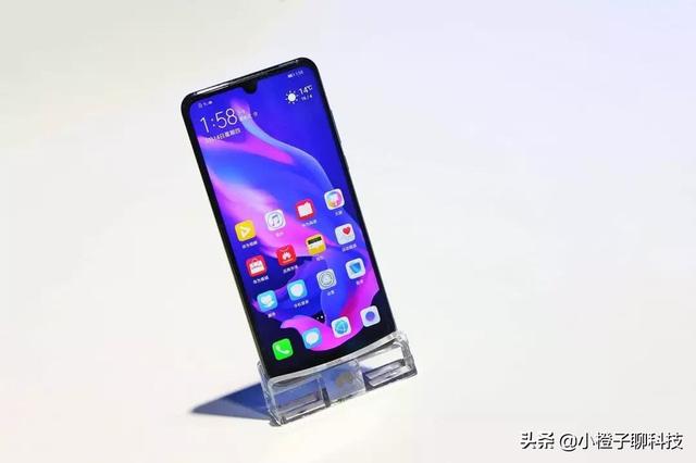 Ŀǰ2500���ң���4���ֻ�ֵ���㿼�ǣ���һ����Լ۱�С��8