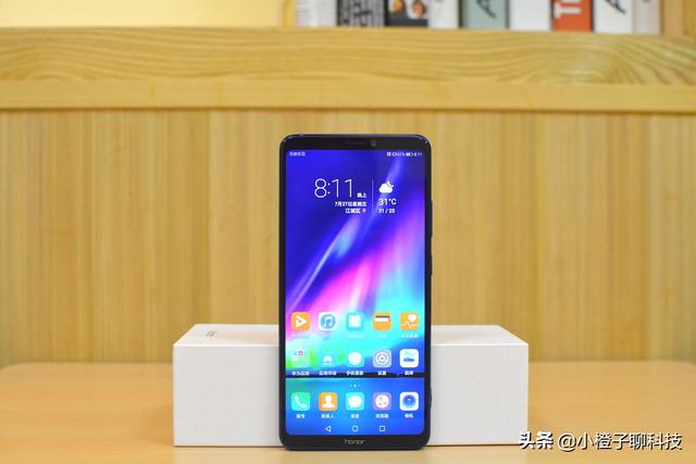 Ŀǰ2500���ң���4���ֻ�ֵ���㿼�ǣ���һ����Լ۱�С��8