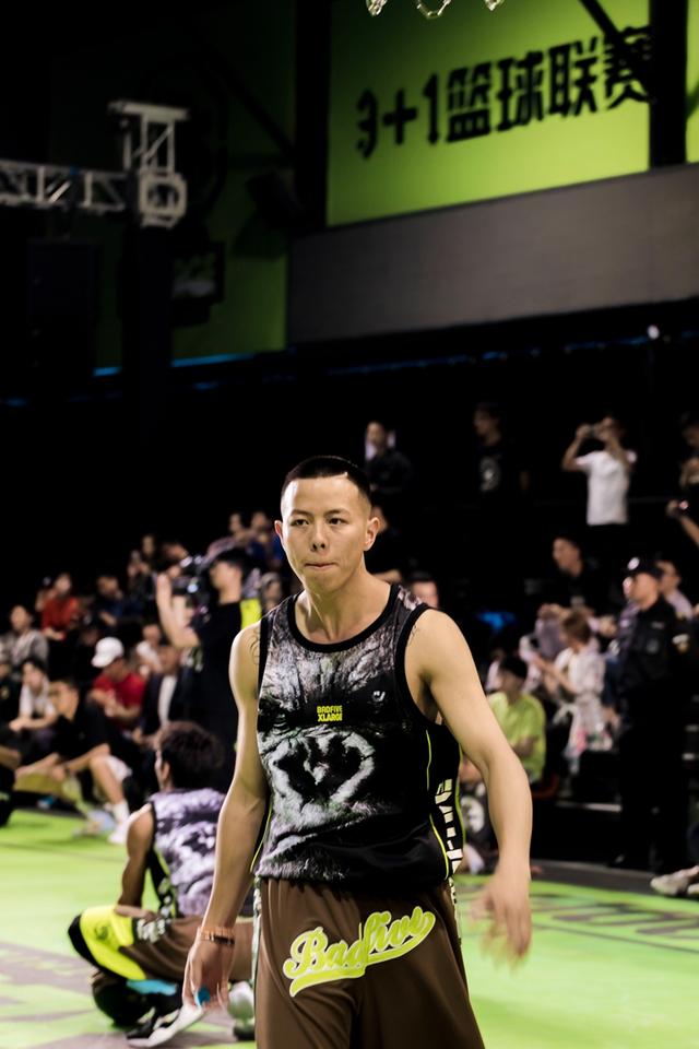 ������ͷ���������������������������������ϵ�У�