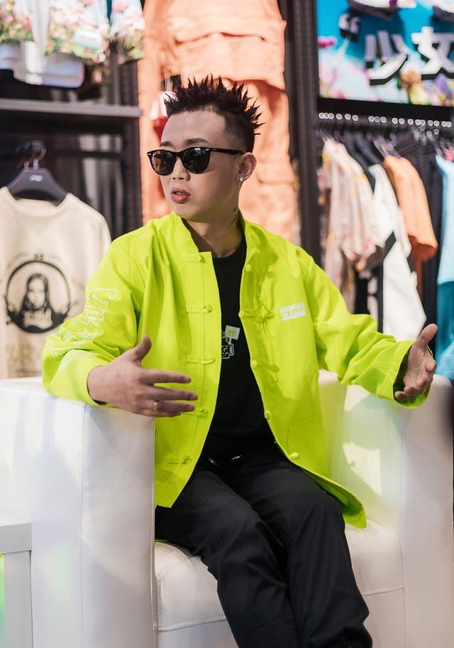 ������ͷ���������������������������������ϵ�У�