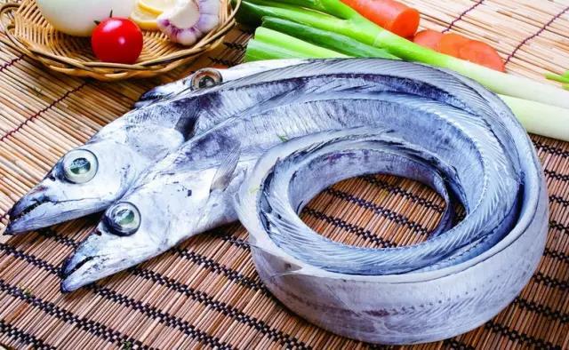 ��ԡ��Իƽ𡱺��Ӹ�������ʮ����㣬����ʶ���֣�