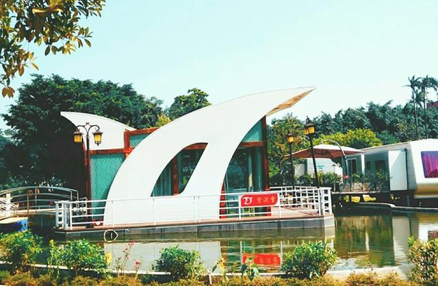 �ڹ��ݲ���ȥС������3������ֺ��������ʥ�أ������ǳ��ϰ�