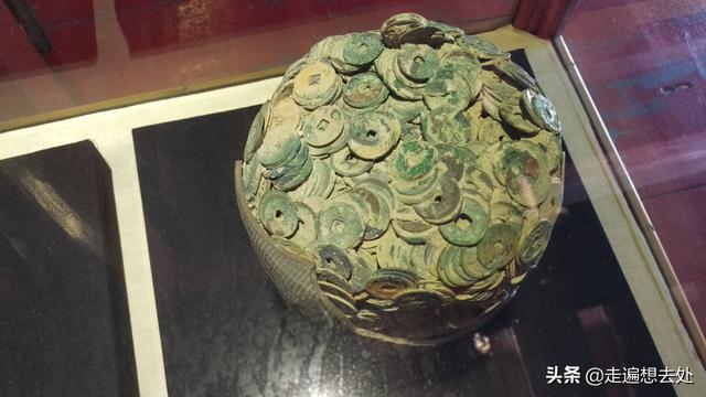 ���˺�Ǯ�ҵ����� ���������ʲô��˼��