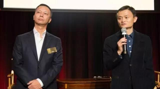 ½�����������Ƶĵ�һ�Ρ��Ӱ��ˡ����˳ơ��Ȼ�ӳ���