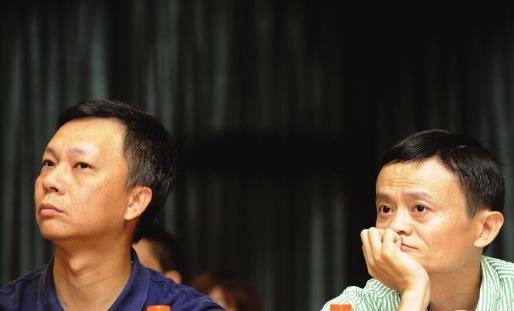 ½�����������Ƶĵ�һ�Ρ��Ӱ��ˡ����˳ơ��Ȼ�ӳ���