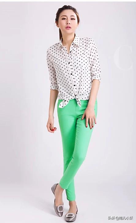 ͼ�Ľ�˵����ɫ������ʲô��ɫ���£�