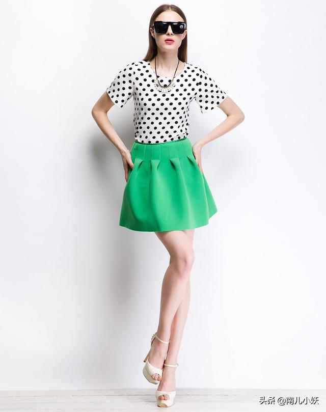 ͼ�Ľ�˵����ɫ������ʲô��ɫ���£�