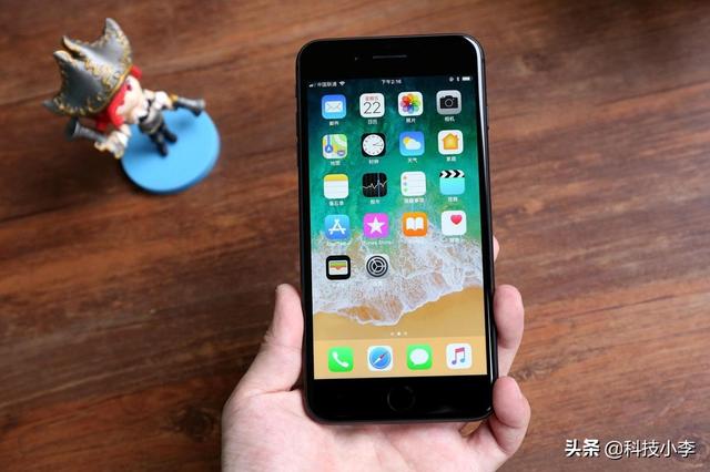 ƻ�������У�iPhone8 Plus������Ϊ��ּۣ����ѣ�����Ҫ�ټ���