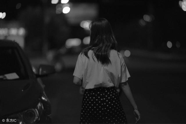 ��8���������¶��İ��飬�㾭������