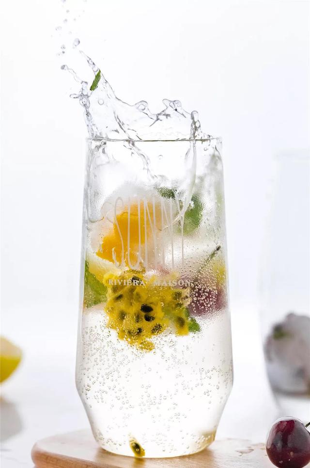 �ְ��ֽ�������ʽ���飬���������մ�ͷ������