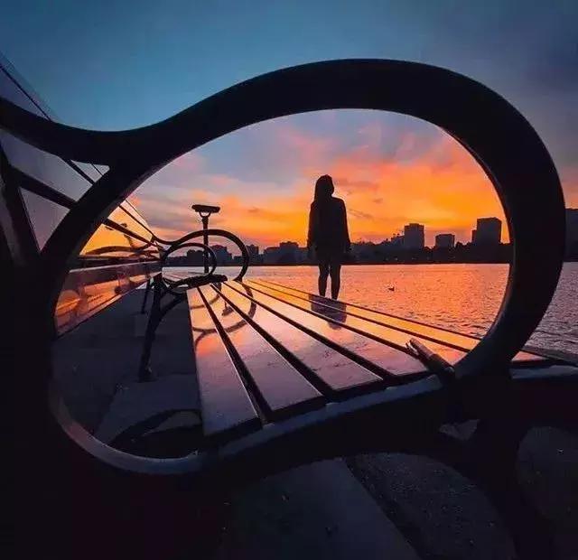 �������Ҹ�����׷�𣬶�����ϧ��