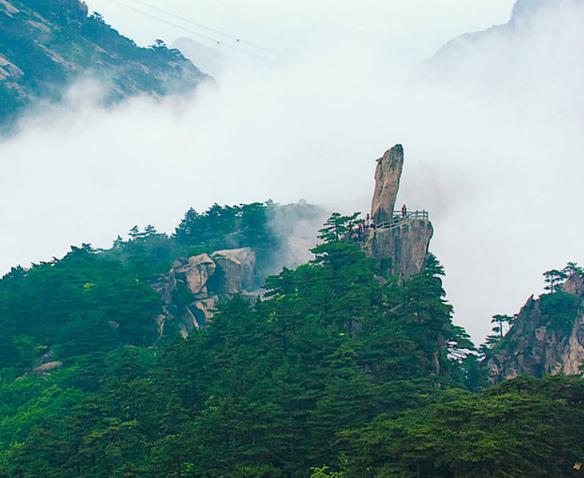 �������ԣ�4��ɽ�壬�ĸ�����е������������ġ���ɽ����˭