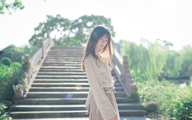 �̵�5������񫣬ȴ����������̭������С˵����ĵĿ����ղ���