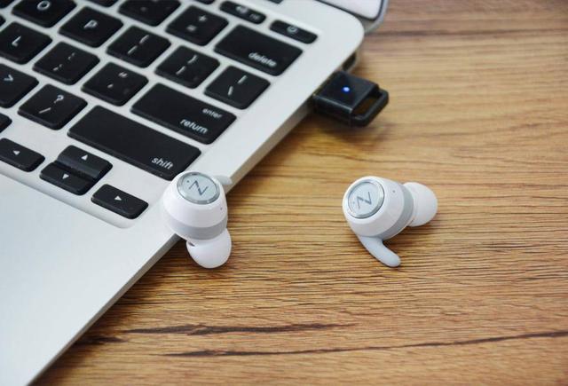 ���߱�������������࣬�����������������ײ����