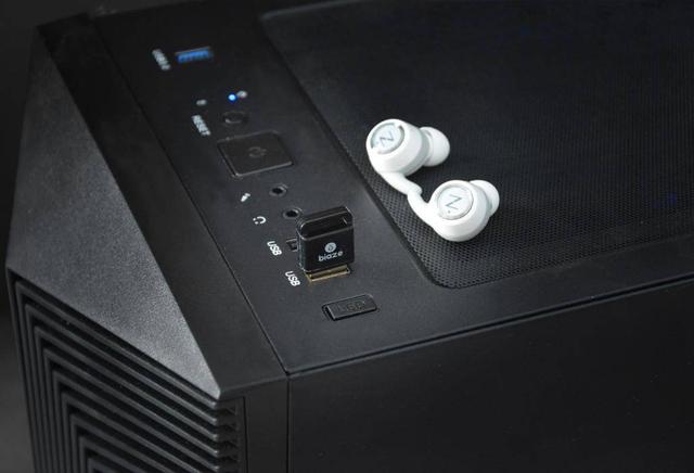 ���߱�������������࣬�����������������ײ����