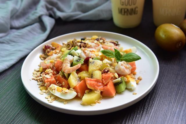 ��֬�ڼ�ͳ���7����ͣ�����10���Ӿ������ã����촩ɶ���ÿ�