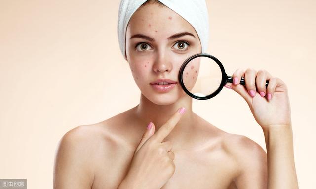 �ഺ������ʲôԭ������ģ�ϲ��������Ů����α����ഺ�����⣿