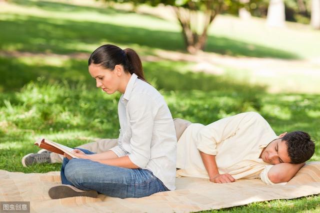 �ഺ������ʲôԭ������ģ�ϲ��������Ů����α����ഺ�����⣿