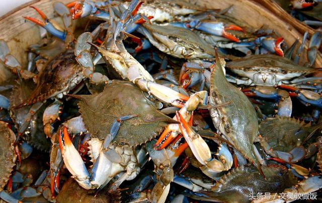 �ּ��ǳ��з�����ʱ�򣬺����ϰ����3��С���ɣ�ѧ�����ֹ�ĸ