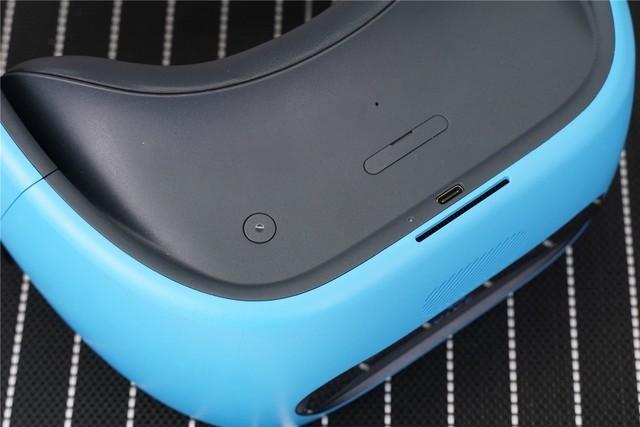 HTC VIVE Focus���⣬����ͷ����������һ��