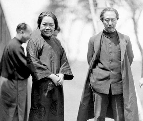 ��λ�¸����ص����ˣ��Ȱ������ɽ��Ҳ���ë��ϯ