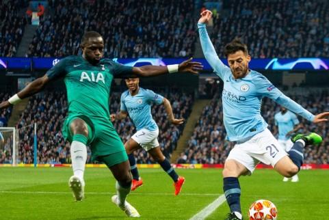 �����������꣬�ϵϰ����뿪������Ϊʲô���ٽ�ŷ�ھ�����