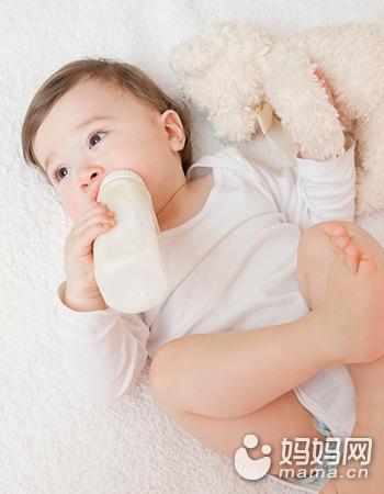 Ӥ����ƿ�ĸ����Ӻ�