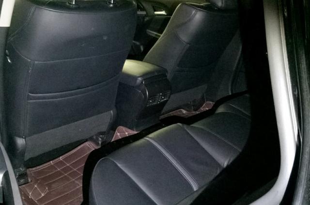 ����Ҳ�г����ӿ־�ĳ��ͣ�12��������ʫͼ���۰���������ȥ