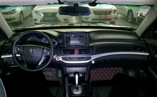 ����Ҳ�г����ӿ־�ĳ��ͣ�12��������ʫͼ���۰���������ȥ