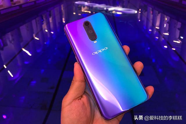 4��Ŀǰ�����е������ֻ�������������һ�