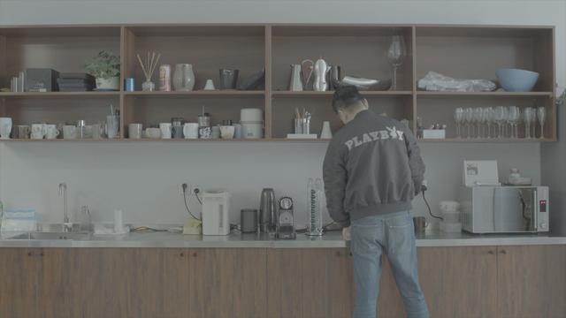 ����PLAYBOY���Ѳ���¶�ǣ��䡸��ҡ������ָú�ȥ�δӣ�