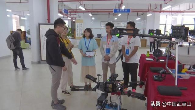 �ڰ˽츣��ʡ��ѧ������ҵ֮�ǡ���ѡ ����ѧԺ���Ѽ�