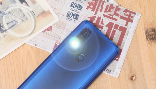 Ħ������P50�������飺21:9������������ӰԺ������