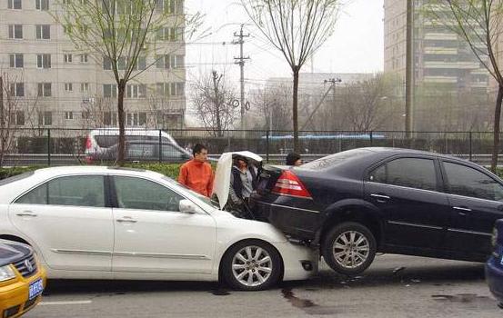 �������ѣ�����ֻ����4�־��У�������Ǹ����չ�˾�װ���Ǯ