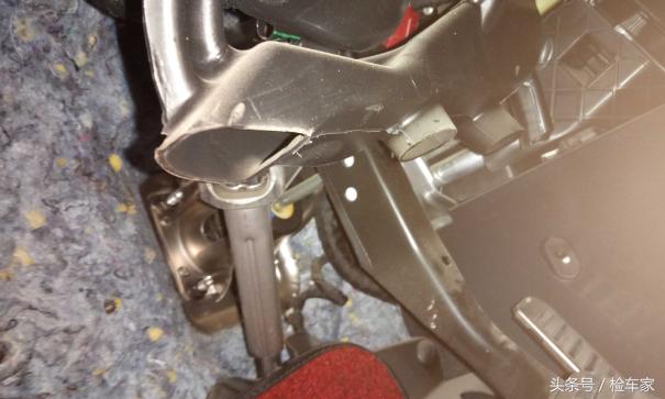 ��ɫ���ڼ׿ǳ�16�����֣���Ů����ȥ�ǳ����磬��ͷ�ʸ�