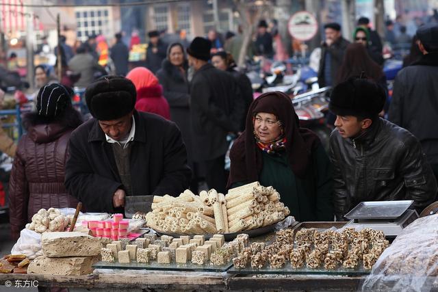 һ���и�һ��¥����ô�������½����ص��и�۸��