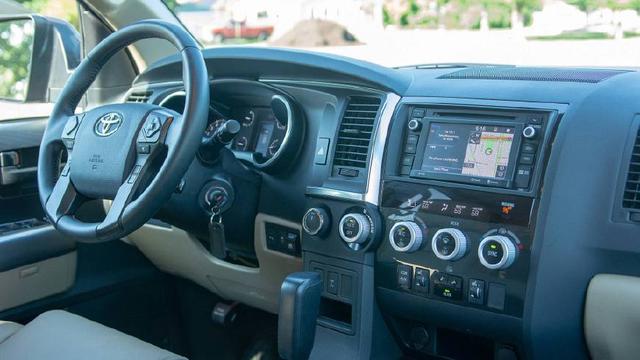 ��½Ѳ������5.7��V8������ ���51525��Ԫ 2018������ɼ����