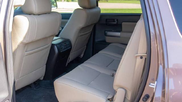 ��½Ѳ������5.7��V8������ ���51525��Ԫ 2018������ɼ����