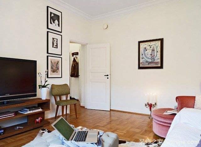 �ϾӼ�Ⱥ�ӵ����ͻȻ�����Ҹе��е�С��˼