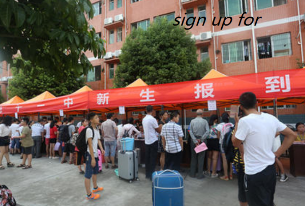 【sign up with】懂英语的来!给讲讲signupfor和signupwith的...